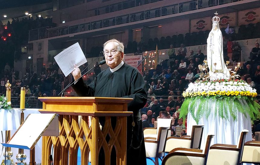 Ojciec Rydzyk podczas urodzin Radia Maryja 2024