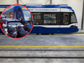 Kraków. Kuriozalne sceny na torze tramwajowym