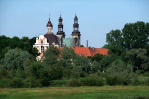 Zakon w Lądzie w Wielkopolsce