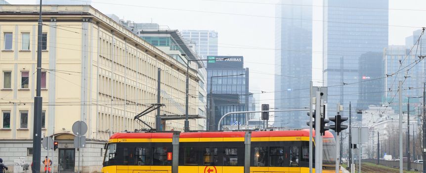 tramwaj na ul. Kasprzaka