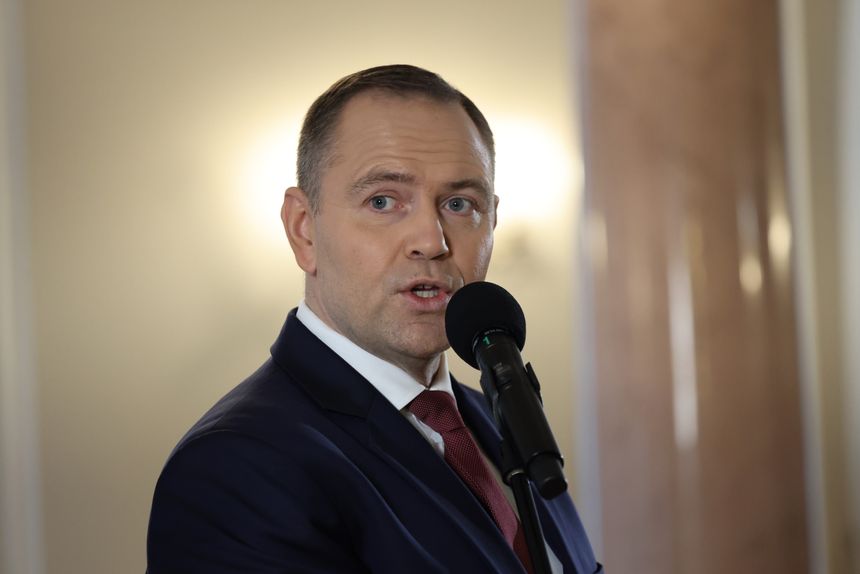 Weto Karola Nawrockiego. Czarnek broni decyzji prezydenta