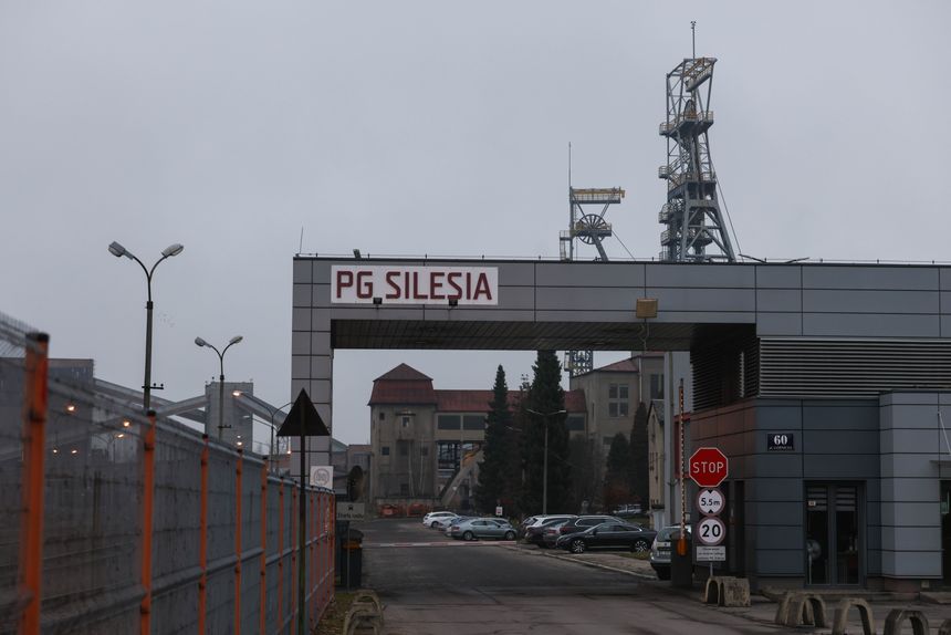 Czechowice-Dziedzice. Górnicy wciąż pod ziemią