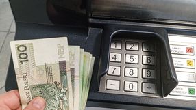 bankomat pieniądze