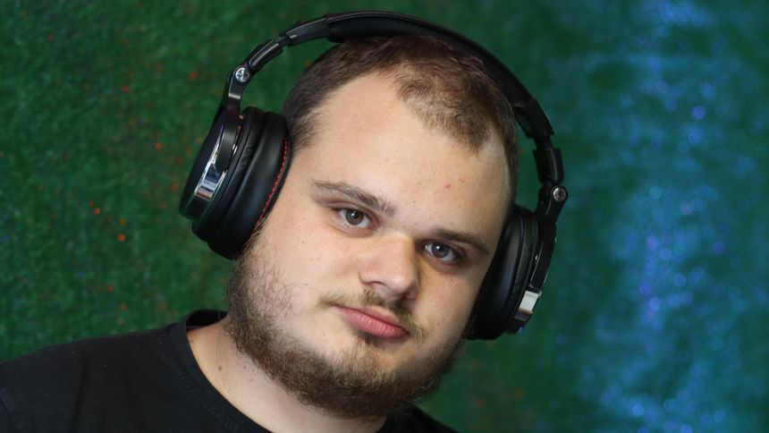 DJ Akun