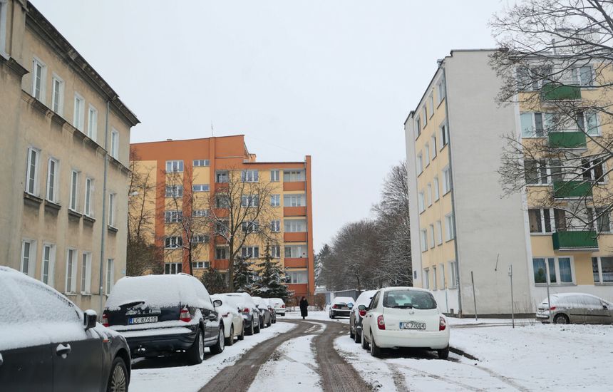 Zabudowa balkonu bez zgody wspólnoty mieszkaniowej może być uznana za samowolę budowlaną