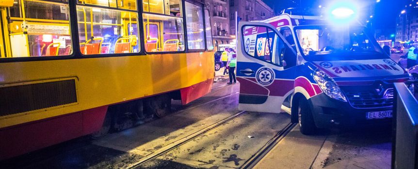 Wypadek z udziałem tramwaju (zdjęcie ilustracyjne)