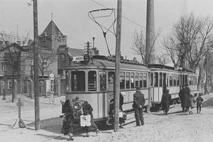 Archiwalne zdjęcie tramwaju w Toruniu