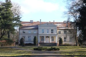 Pałac w Małej Komorzy