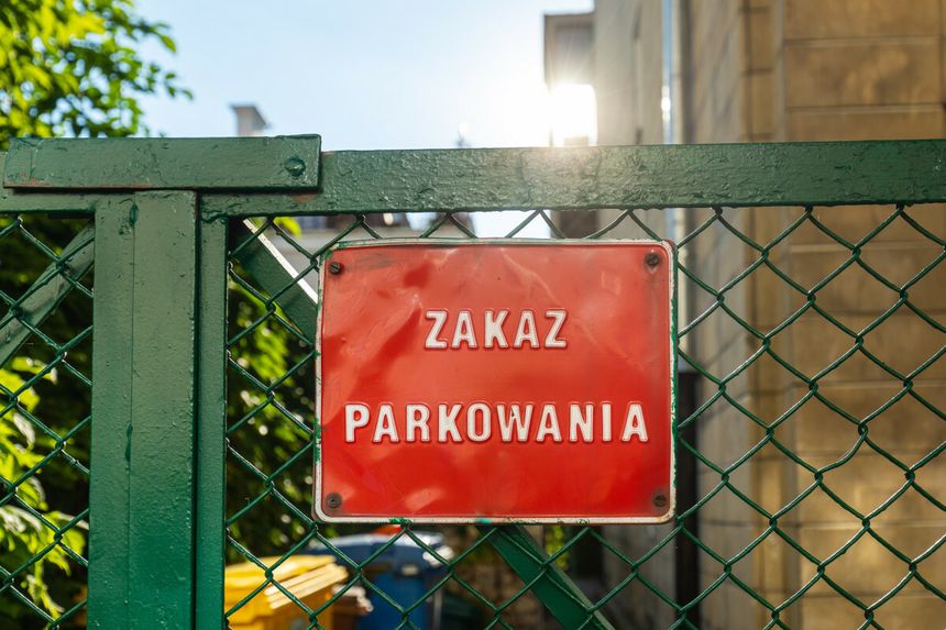 parkowanie przed domem sąsiada