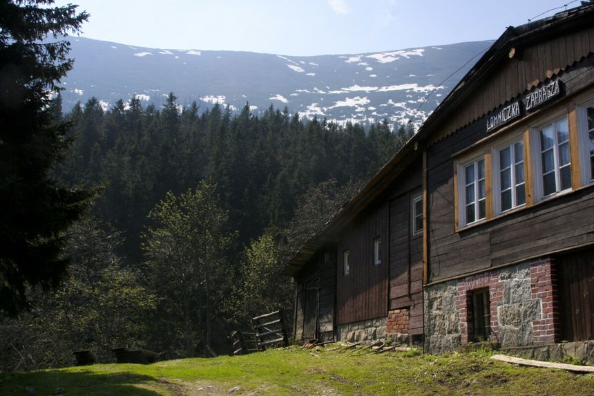 Schronisko nad Łomniczką