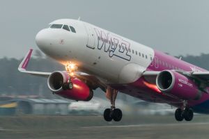  Airbus A320 200