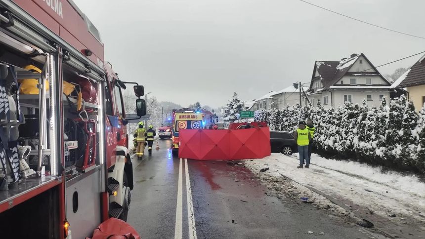 Mszana Górna. Śmiertelny wypadek na DW 968