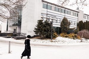 W miejsce Victoria Business Center w Poznaniu powstanie wielopoziomowy parking