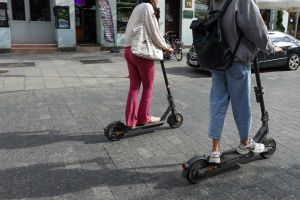 Jazda hulajnogą elektryczną