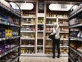 dział alkoholowy w sklepie