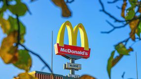 Nowy McCrispy Burger na Halloween