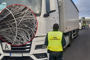 złom wwieziony do Polski