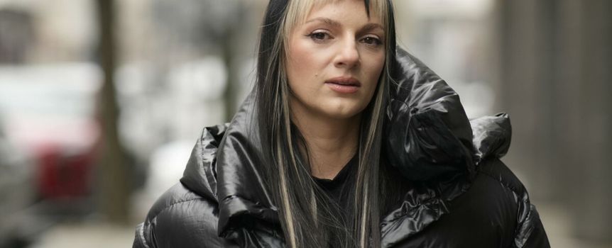 Polacy znają ją z hitowych piosenek. Niewiele osób wie, że zmaga się z przerażającą chorobą