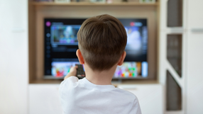 Dziecko, telewizor