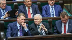Jarosław Kaczyński, prezes PiS Obok wiceprezesi Przemysław Czarnek i Mariusz Błaszczak