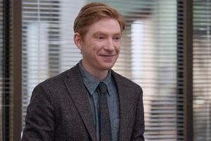 Domhnall Gleeson w serialu "The Paper"