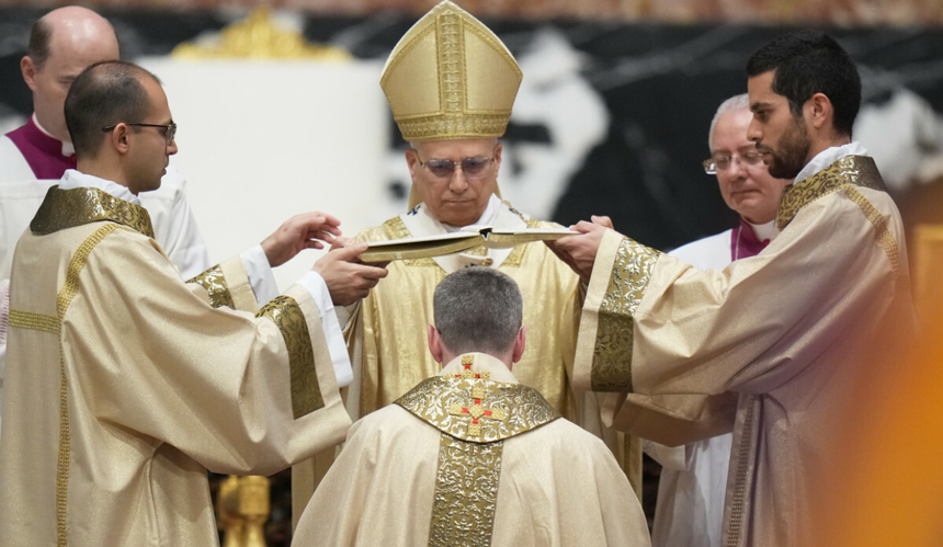ks. prałat Mirosław Wachowski przyjął święcenia biskupie z rąk papieża Leona XIV