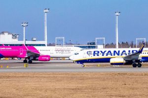 samoloty Wizz Air i Ryanair