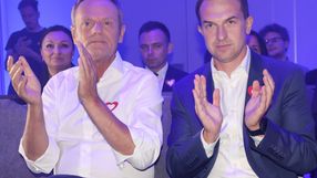 Donald Tusk i Adam Szłapka