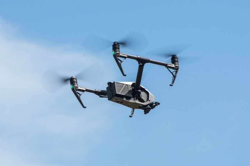 system antydronowy