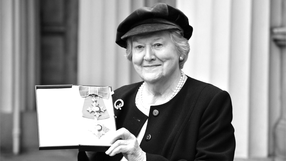 Patricia Routledge