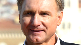 Dan Brown