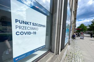Szczepienia na COVID