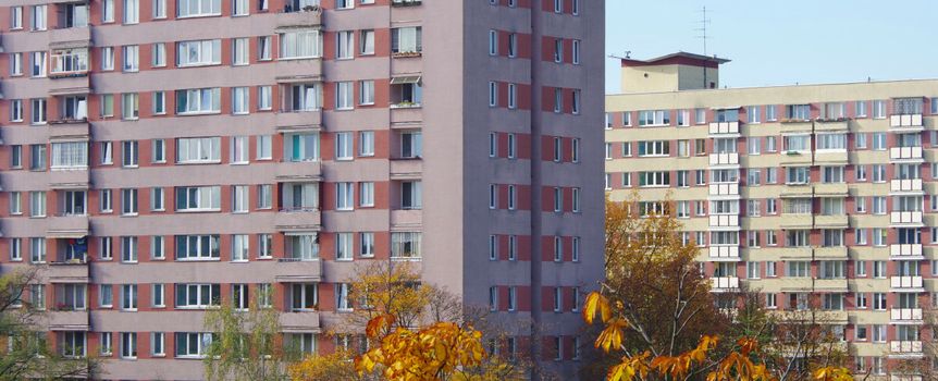 Sejm rozpatruje projekty ustaw mające na celu poprawę warunków mieszkaniowych osób powyżej 60. roku życia