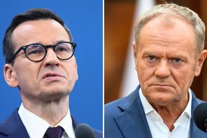 Były premier Mateusz Morawiecki. Premier Donald Tusk