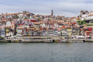 Porto, widok na Ribeirę
