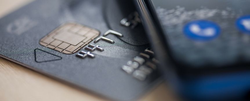 telefon, karta kredytowa