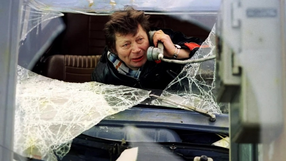 Kadr z filmu "Brunet wieczorową porą"
