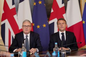 Kair Starmer, Emmanuel Macron