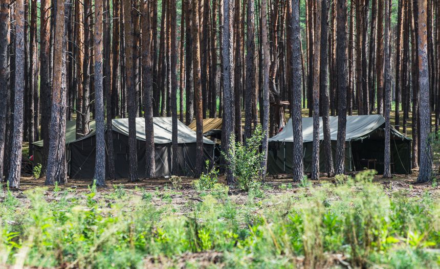 Obóz harcerski nad jeziorem Ośno w Wielkopolsce