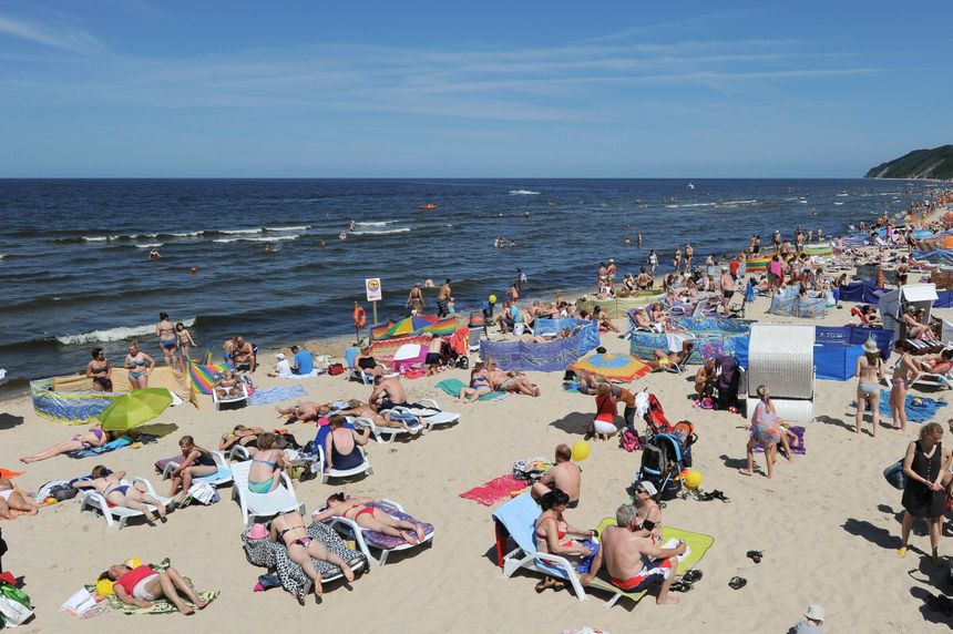 Międzyzdroje, turyści na plaży
