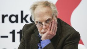 Jest synem Czesława Miłosza. Odziedziczył po nim talent artystyczny