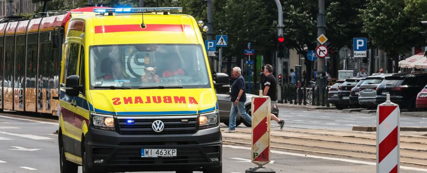 Warszawa. Druga ofiara śmiertelna wypadku na Bielanach