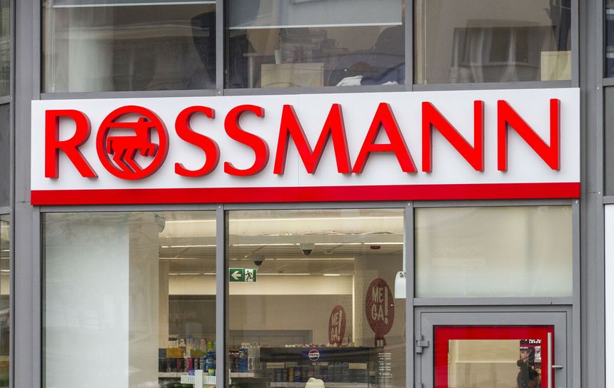 Rossmann wycofuje napoje ze sprzedaży. Chodzi o system kaucyjny