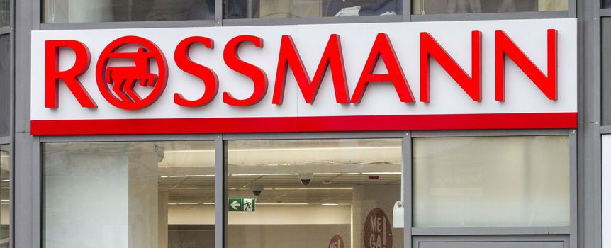 Rossmann wycofuje napoje ze sprzedaży. Chodzi o system kaucyjny