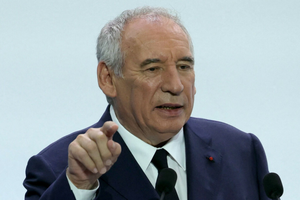 Premier Francji chce zlikwidować te dni wolne