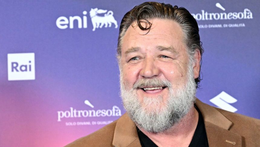 Russell Crowe opowiedział, jak „stał się mężczyzną”. Nikt się tego nie spodziewał