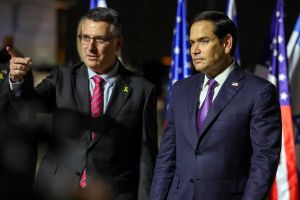 Gideon Saar, Marco Rubio