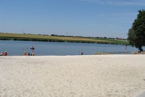 Plaża nad Jeziorem Grzymisławskim w Śremie