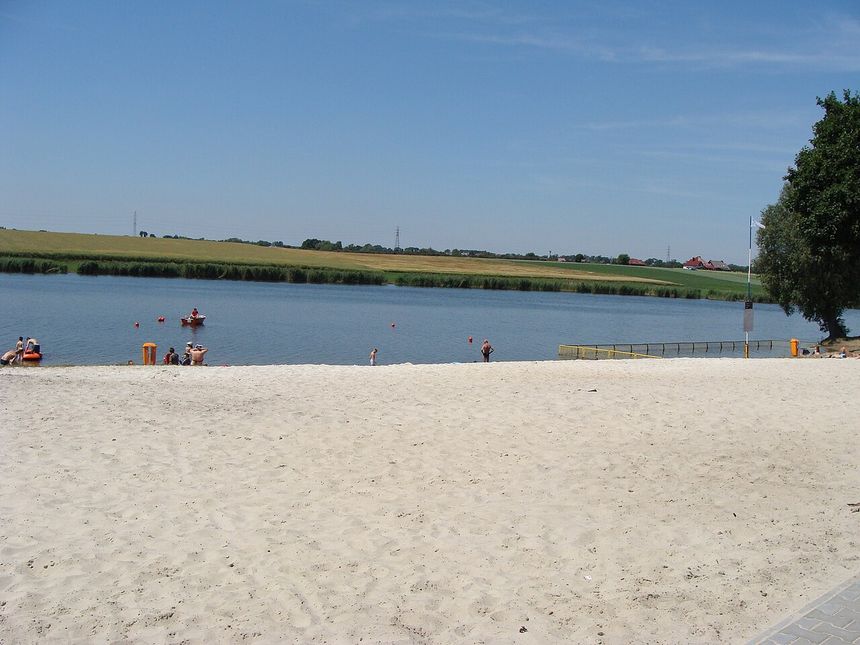 Plaża nad Jeziorem Grzymisławskim w Śremie