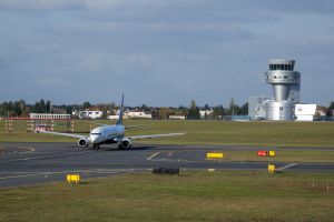 awaryjne lądowanie samolotu z Poznania